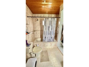 VENTA DE CASA  DE DOS NIVELES EN EL B/ LA CASTELLANA DE MONTERIA