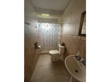 VENTA O ALQUILER DE CASA DE CAMPO AMOBLADA EN ANTON
