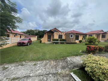 VENTA O ALQUILER DE CASA DE CAMPO AMOBLADA EN ANTON