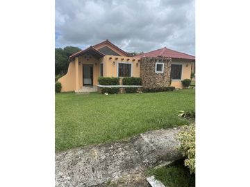 VENTA O ALQUILER DE CASA DE CAMPO AMOBLADA EN ANTON