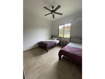 VENTA O ALQUILER DE CASA DE CAMPO AMOBLADA EN ANTON