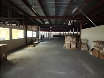 SEA CONFIABLE VENDE BODEGA EN PROVINCIA DE COLON