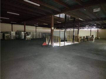 SEA CONFIABLE VENDE BODEGA EN PROVINCIA DE COLON