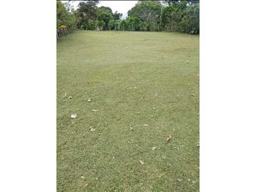 VENDOTERRENO EN CHORRERA LA MENDOZA 1.300MTS