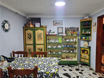 SE VENDE HERMOSA CASA AMPLIA ALGARRA II ZIPAQUIRA