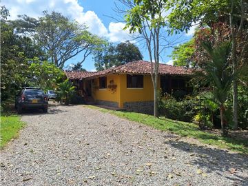 Venta Finca Hotel Tebaida Quindio Colombia COD: 8431951