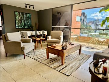 Apartamento en venta en El Poblado - Los Parra