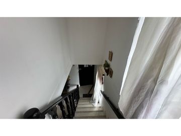 Casa esquinera a la venta en urbanización Piamonte