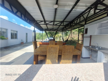 Venta Casa Campestre Calarcá Quindío Colombia COD: 8433389