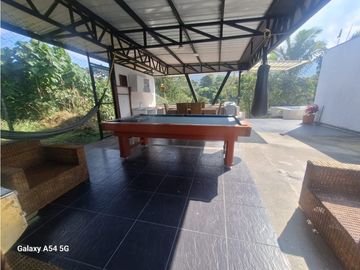 Venta Casa Campestre Calarcá Quindío Colombia COD: 8433389