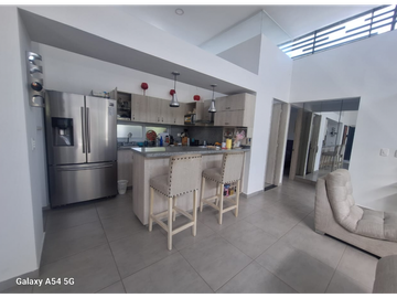 Venta Casa Campestre Calarcá Quindío Colombia COD: 8433389