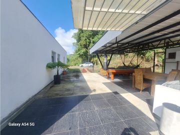 Venta Casa Campestre Calarcá Quindío Colombia COD: 8433389