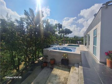Venta Casa Campestre Calarcá Quindío Colombia COD: 8433389