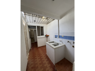 VENTA DE CASA  DE DOS NIVELES EN EL B/ LA CASTELLANA DE MONTERIA