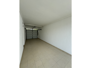 VENTA DE CASA  DE DOS NIVELES EN EL B/ LA CASTELLANA DE MONTERIA