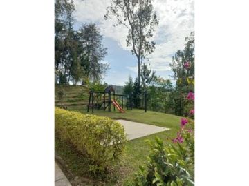FINCA EN MARINILLA