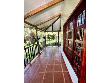 Finca de 25.000m2 en venta - Santa Elena El Cerrito Valle Colombia