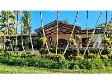 Finca de 25.000m2 en venta - Santa Elena El Cerrito Valle Colombia