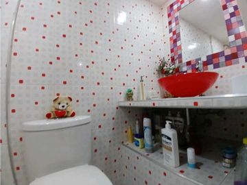 VENDO CASA EN VILLA DEL PRADO EN PASAJE