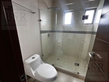 CASA EN VENTA EN VALLE DE LAS FUENTES CALIMAYA