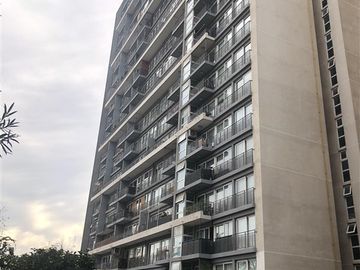 Departamento en Venta en Av. Americo Vespucio/ Las Torres