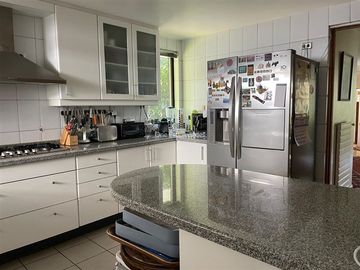 Casa en Venta en Dominicos|Camino Mirasol|Las Condes|Vende-Arrienda| GPpropiedades