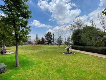 Este Departamento de 400m² en Bosque Real es la Declaración Definitiva de su Éxito y Visión de Futuro.