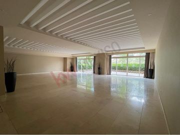 Este Departamento de 400m² en Bosque Real es la Declaración Definitiva de su Éxito y Visión de Futuro.