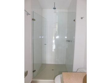 Apartamento para Venta en el Condominio Barceloneta 3 Alcobas
