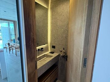 Casa en  venta al rio en Naudir- Escobar - PG