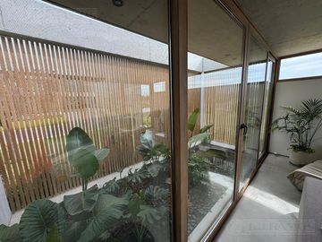 Casa en  venta al rio en Naudir- Escobar - PG