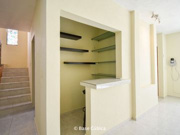Venta Casa  4 recámaras en Margaritas Cholul ideal para oficinas