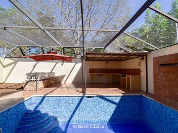 Venta Casa  4 recámaras en Margaritas Cholul ideal para oficinas