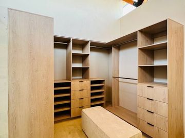 Casa en Exclusivo Condominio con Excelentes Acabado