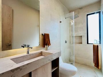 Casa en Exclusivo Condominio con Excelentes Acabado