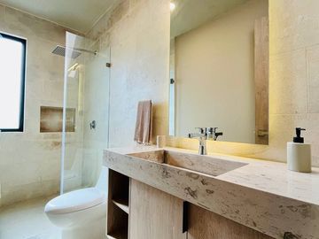 Casa en Exclusivo Condominio con Excelentes Acabado