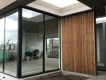 Casa en VENTA con renta-Barrio San Felipe-CANNING