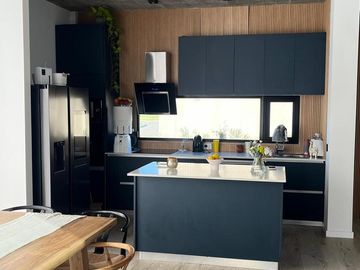 Casa en VENTA con renta-Barrio San Felipe-CANNING
