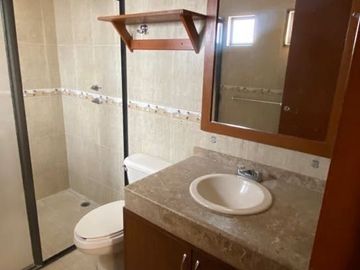 Venta casa en Fracc. Alta Vista. San Andrés Cholula. Entrada a Lomas Norte