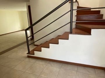Venta casa en Fracc. Alta Vista. San Andrés Cholula. Entrada a Lomas Norte