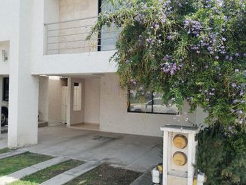 Casa en Santa Fe Juriquilla Condominio El Cielo