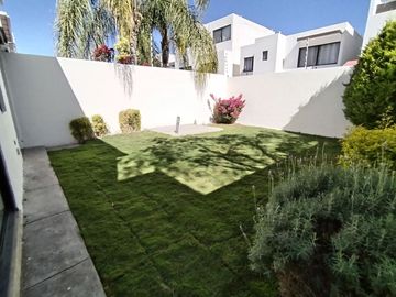 Casa en Santa Fe Juriquilla Condominio El Cielo