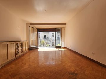 Departamento de 4 ambientes en Venta en Almagro