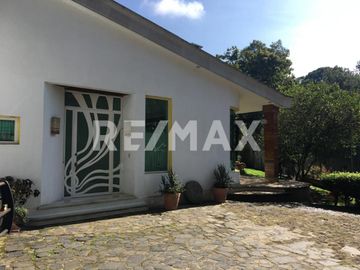 Residencia en Guayacahuala entrada a Cuernavaca por carretera Federal  - (3)