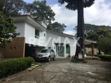 Residencia en Guayacahuala entrada a Cuernavaca por carretera Federal  - (3)