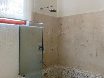 CASA EN VENTA CON ALBERCA Y VISTA AL MAR FRACC HORNOS INSURGENTES ACAPULCO DE JUAREZ