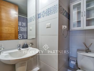 Amplio y moderno departamento con excelente ubicación