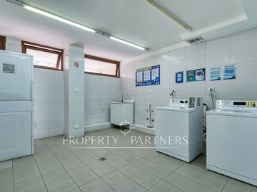 Amplio y moderno departamento con excelente ubicación