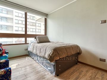 Amplio y moderno departamento con excelente ubicación