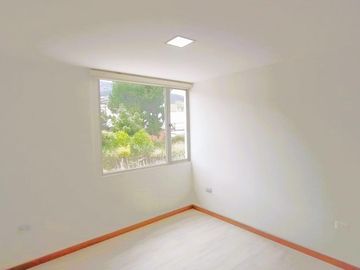 Vendo departamento 3 dormitorios, Pinar Bajo. AB